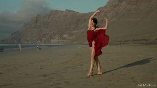 Leni Doll Playa de Famara: I love to feel the sand between my toes while I play with my sexy Leni doll