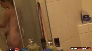 Amateur girlfriend fingers herself while taking a shower